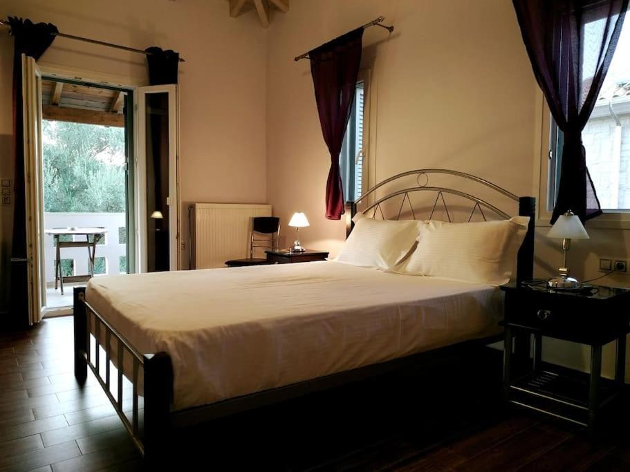 Villa *Drosia*/5' From Town & Sea/Mountain View Frínion Exterior foto
