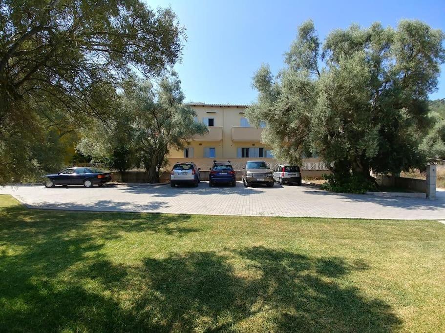 Villa *Drosia*/5' From Town & Sea/Mountain View Frínion Exterior foto