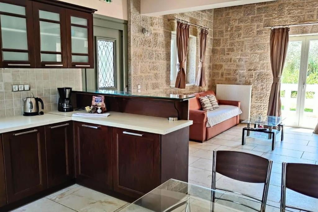 Villa *Drosia*/5' From Town & Sea/Mountain View Frínion Exterior foto